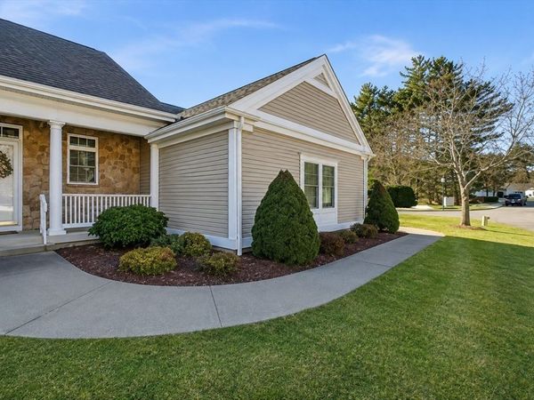 1 A Aspen Dr, Unit 1, Wilbraham, MA 01095