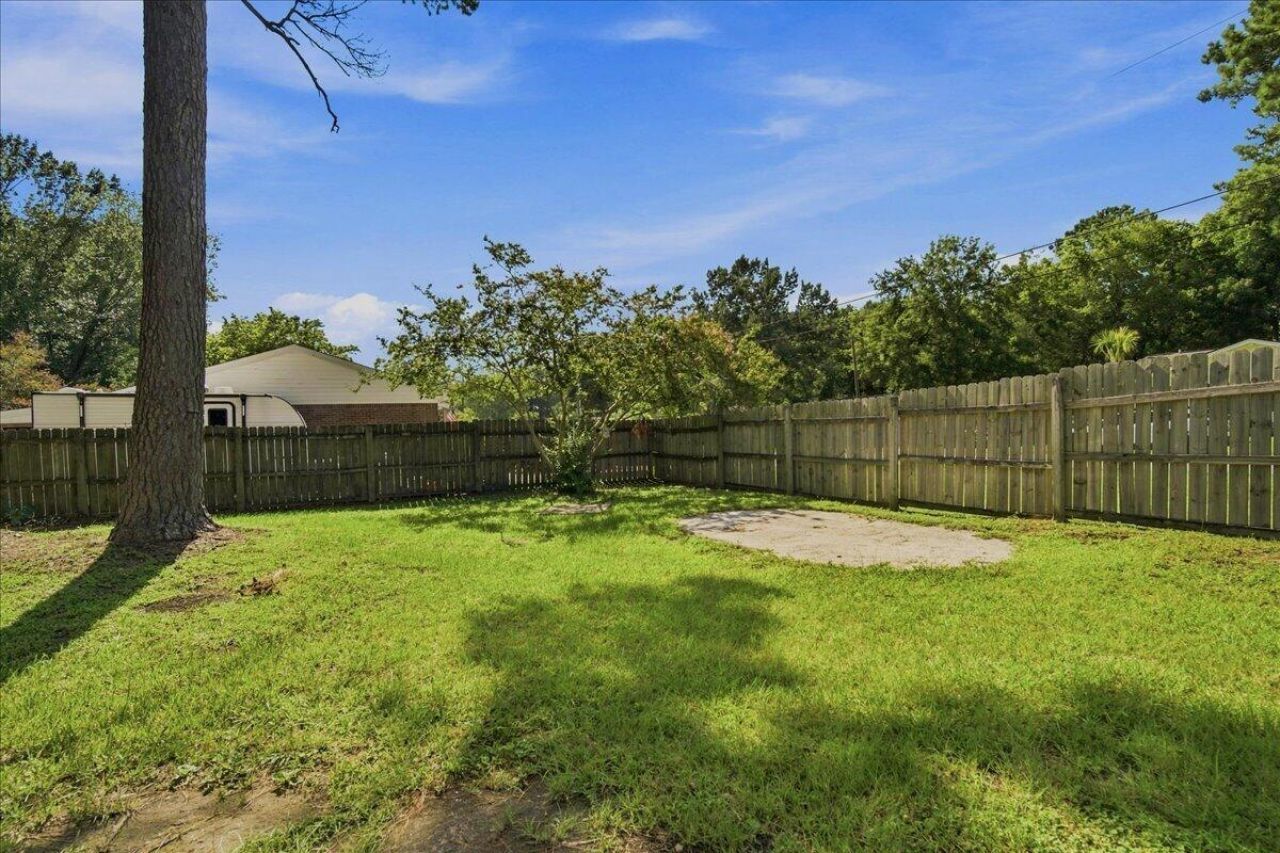 301 Laurel Avenue Photo 34