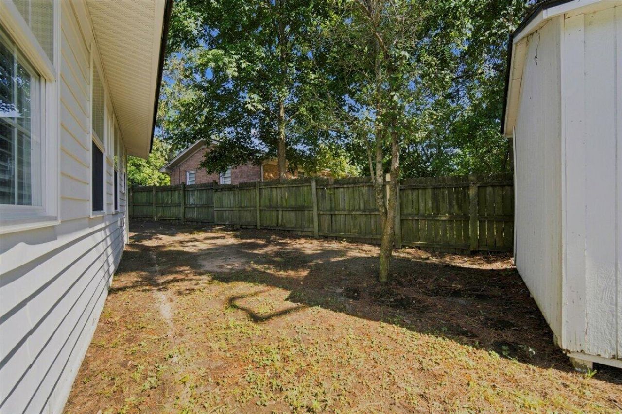 301 Laurel Avenue Photo 37
