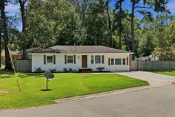 301 Laurel Avenue photo 4