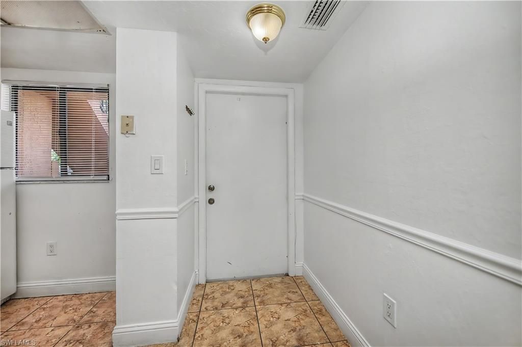 2700 Park Windsor Dr, Unit 713, Fort Myers, FL 33901 Photo