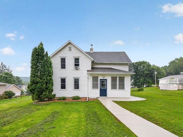 704 Viking Avenue S, Lanesboro, MN 55949