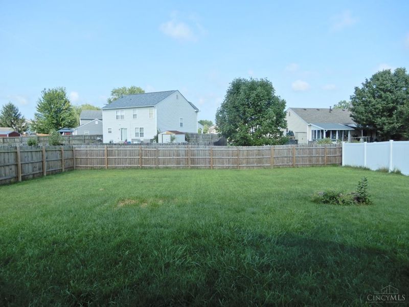 13 Hummingbird Way, Amelia, OH 45102 Photo 16