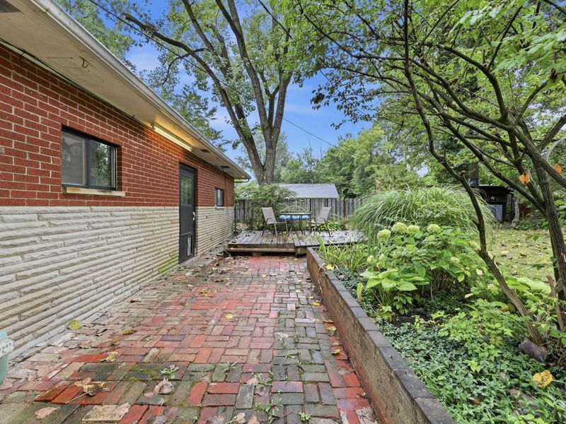1310 Manor Drive , Columbus, OH 43232 Photo 27