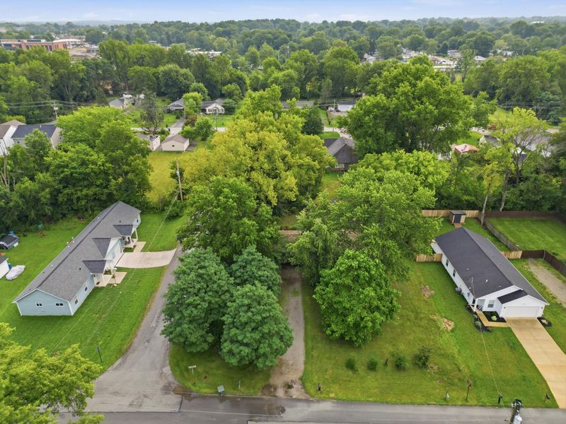 1310 Manor Drive, Columbus, OH 43232 Photo 31