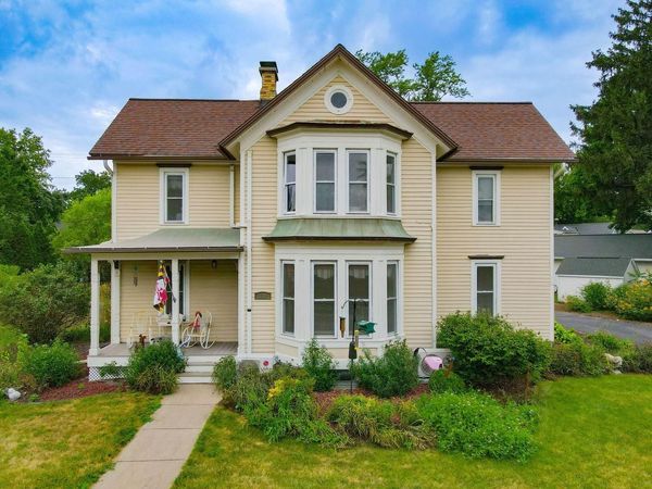 332 Riverside DRIVE, Fort Atkinson, WI 53538