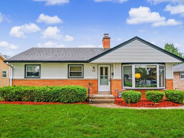 4036 N 81st STREET, Milwaukee, WI 53222