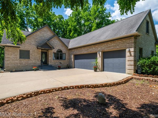 13268 Harborview Drive , Fenton Township, Mi 48451