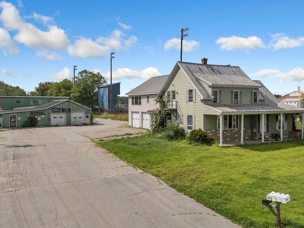 25 West Street, Fairfield, ME 04937