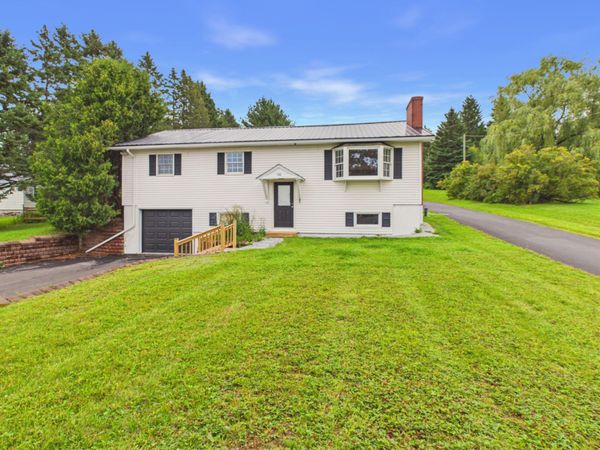 100 Hanson Lake Road, Mapleton, ME 04757