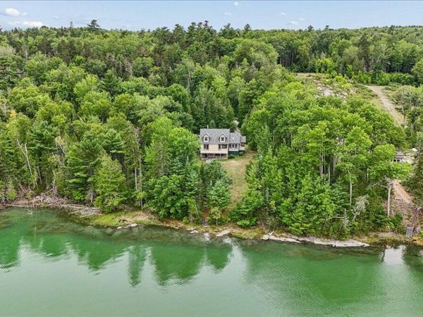 54 Landing Road S, Hancock, ME 04640