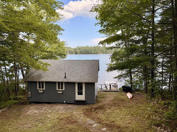 38 Beach Lane , Damariscotta, ME 04543