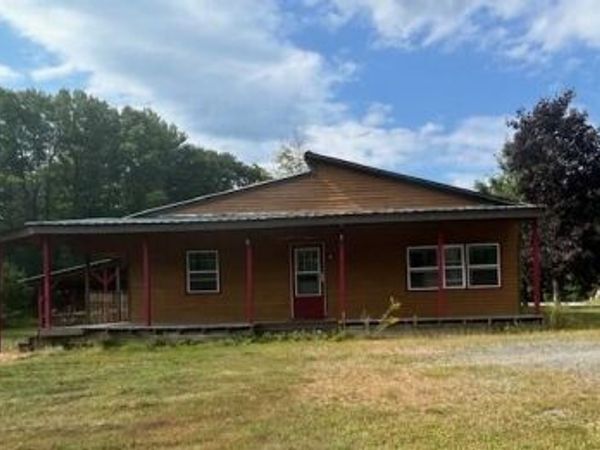 7 Thomas Road , Sangerville, ME 04479
