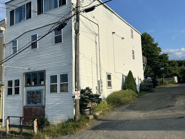 8 Boynton Street, Eastport, ME 04631