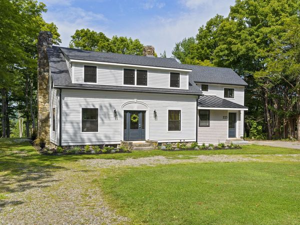 325 Bristol Road, Damariscotta, ME 04543