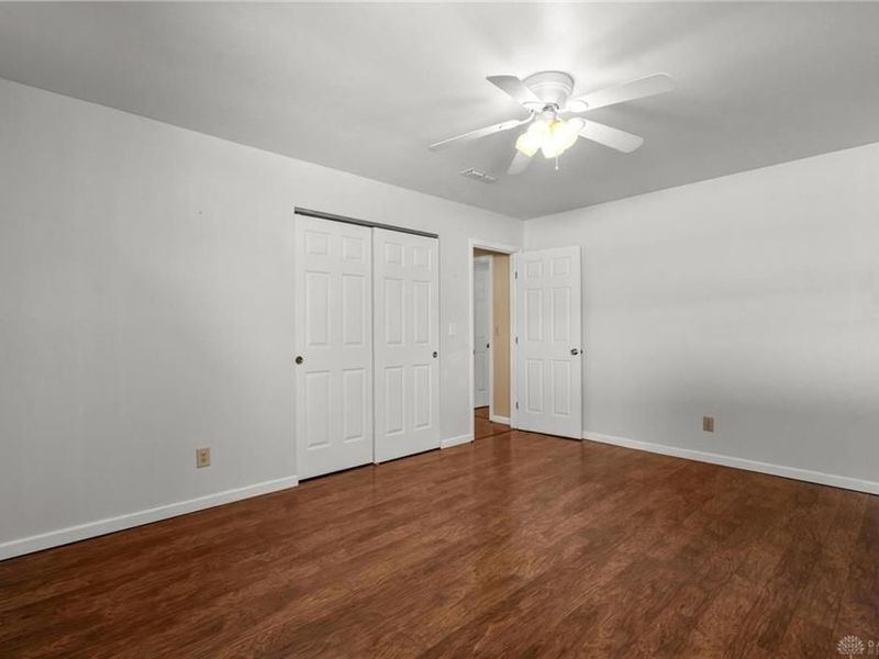 8477 Doe Run Place, Huber Heights, OH 45424 Photo 23