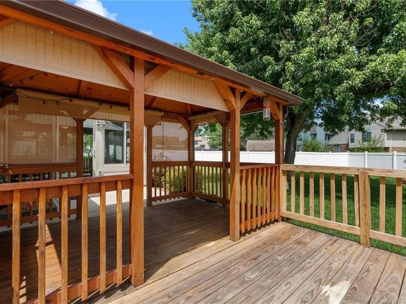 8477 Doe Run Place, Huber Heights, OH 45424 Photo 35
