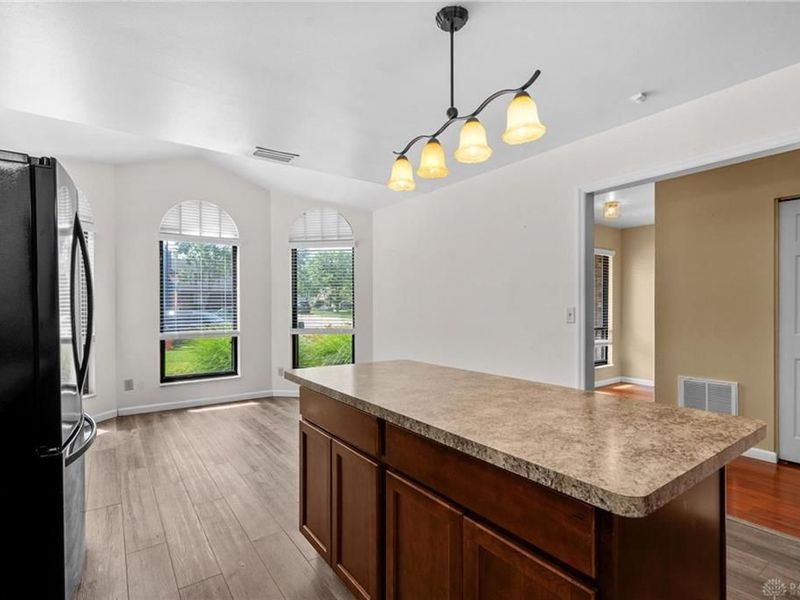 8477 Doe Run Place, Huber Heights, OH 45424 Photo 7