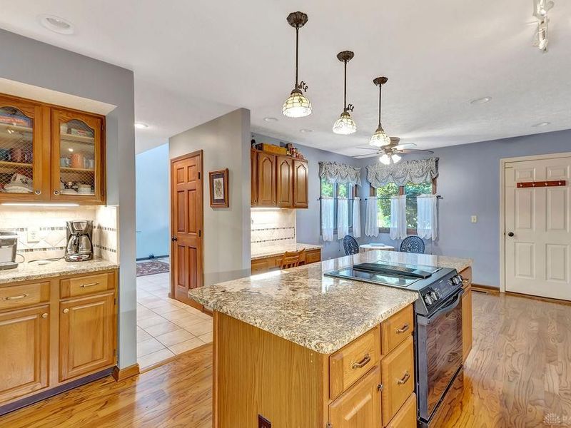 570 Rustic Trail, Beavercreek, OH 45434 Photo 27