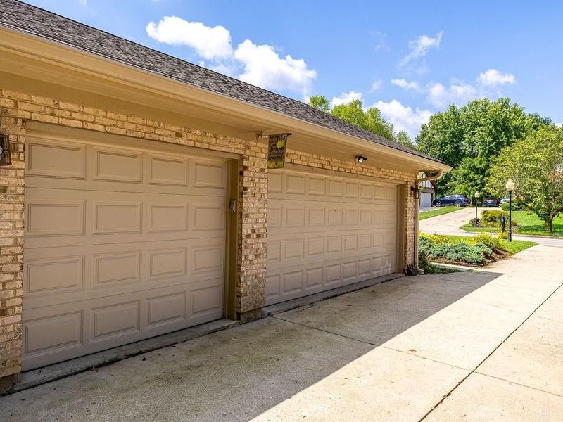 570 Rustic Trail, Beavercreek, OH 45434 Photo 6