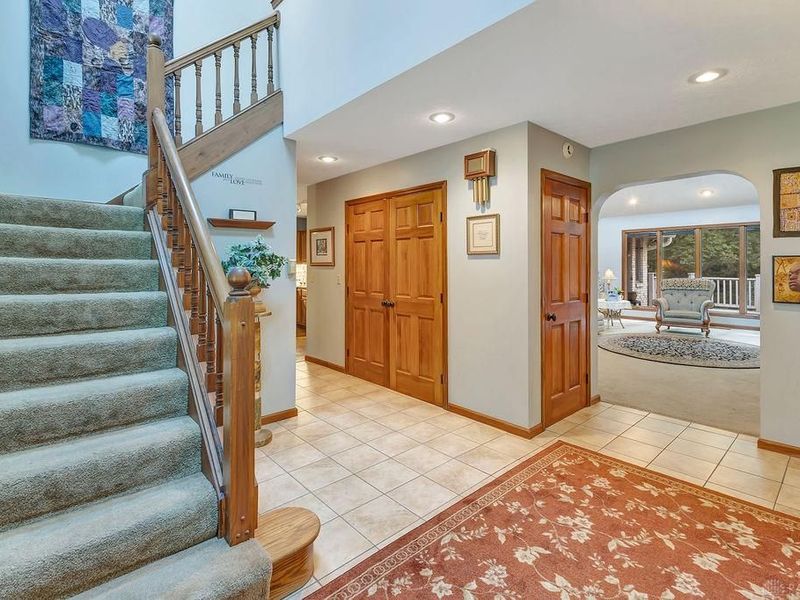570 Rustic Trail, Beavercreek, OH 45434 Photo 7