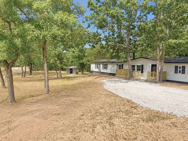 1445 N 237 Road , Mounds, OK 74047
