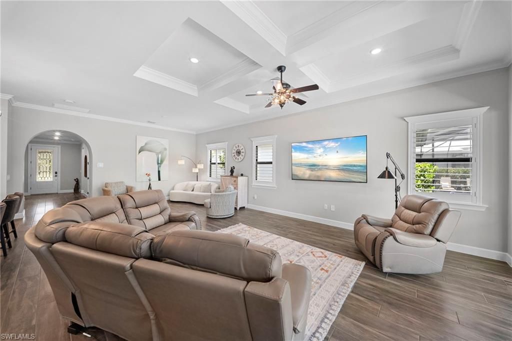 9811 Everglades Dr, Naples, FL 34120 Photo