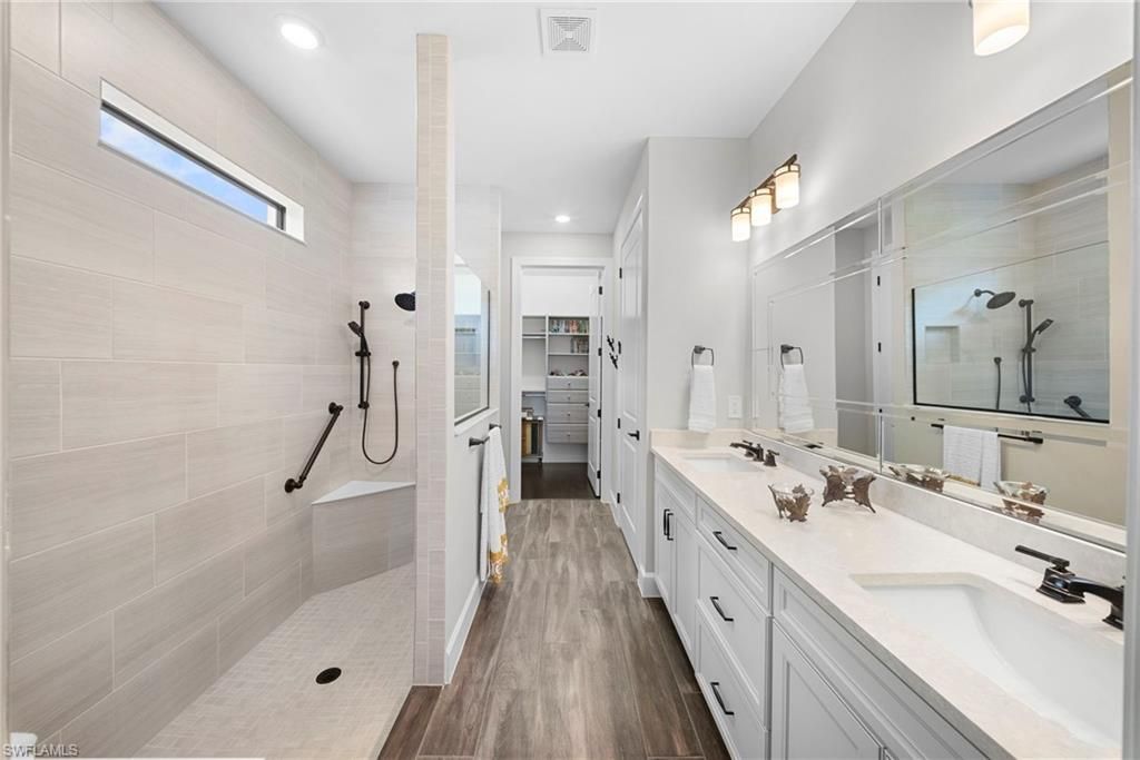9811 Everglades Dr, Naples, FL 34120 Photo