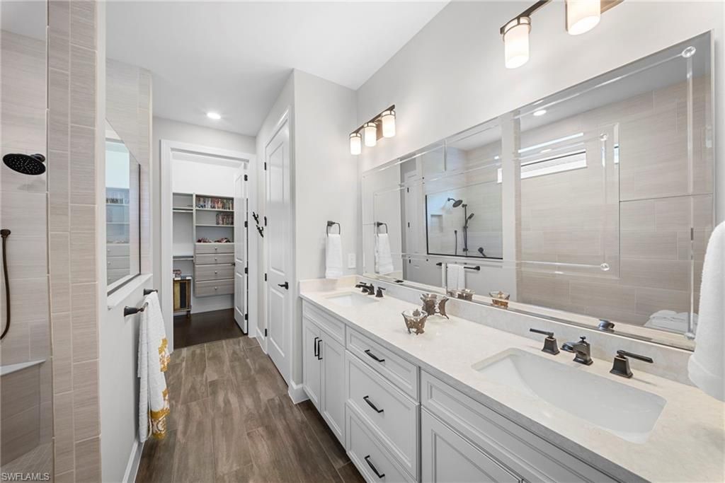 9811 Everglades Dr, Naples, FL 34120 Photo