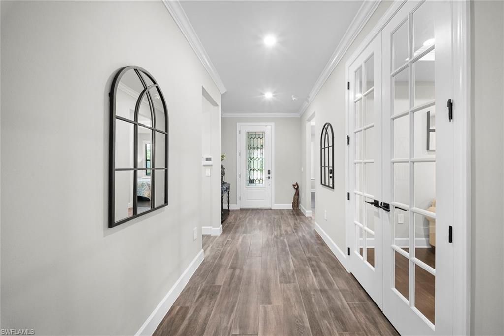 9811 Everglades Dr, Naples, FL 34120 Photo