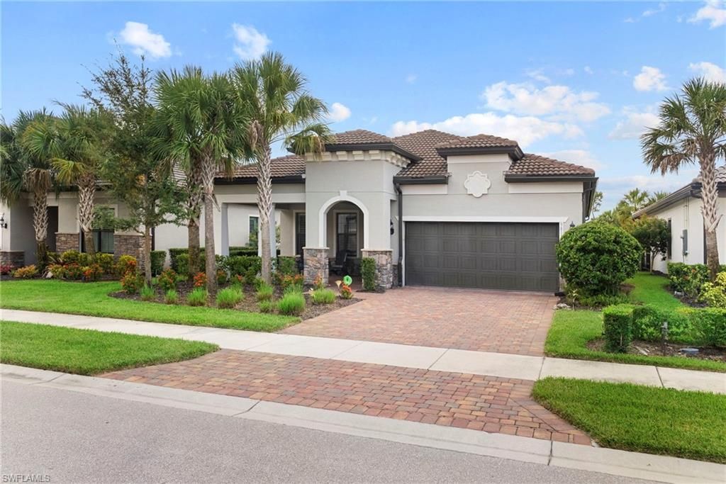 9811 Everglades Dr, Naples, FL 34120 Photo