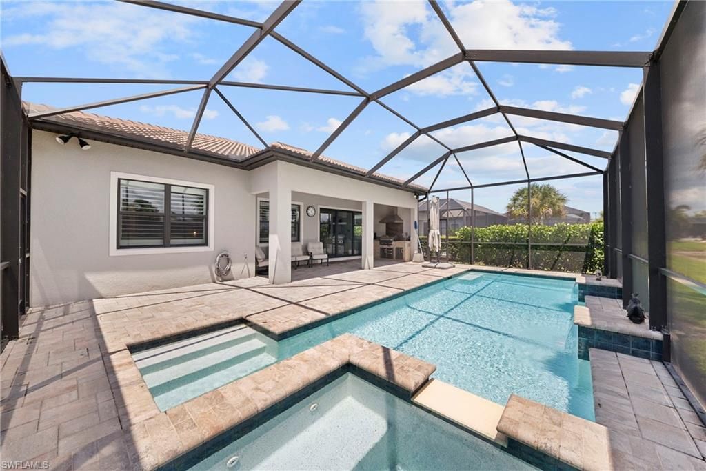 9811 Everglades Dr, Naples, FL 34120 Photo