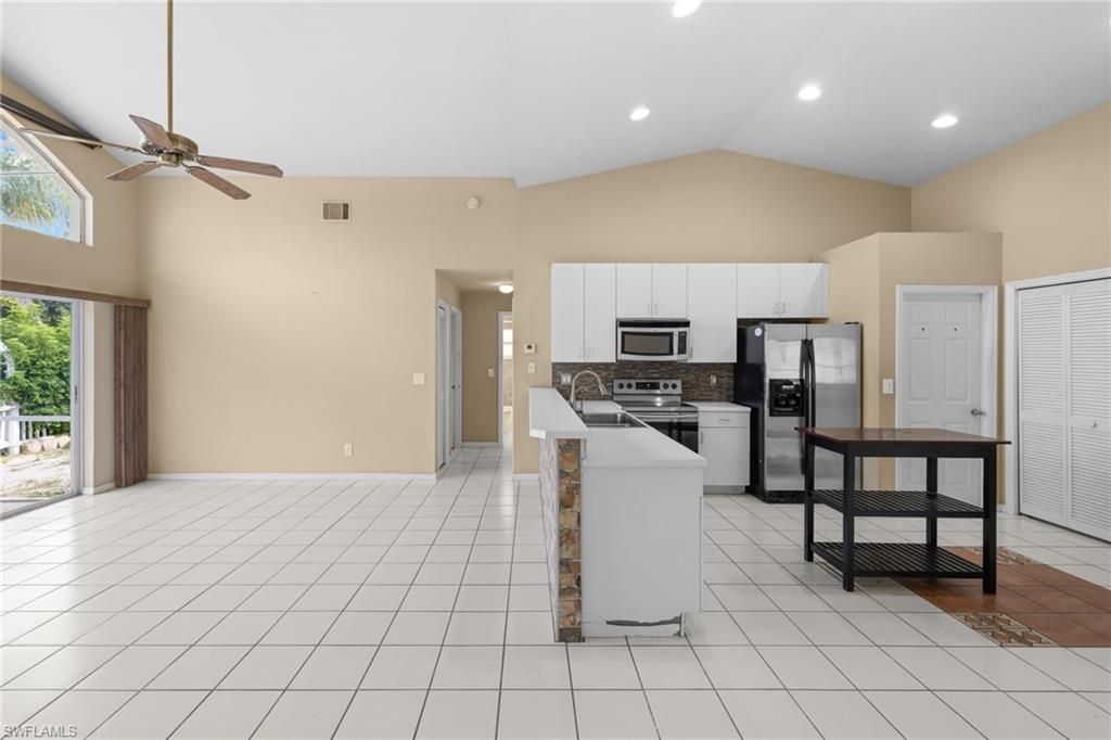 12641 Eagle Pointe Cir, Fort Myers, FL 33913 Photo