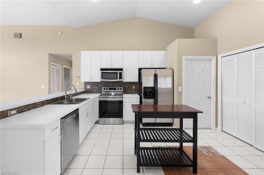 12641 Eagle Pointe Cir, Fort Myers, FL 33913 Photo