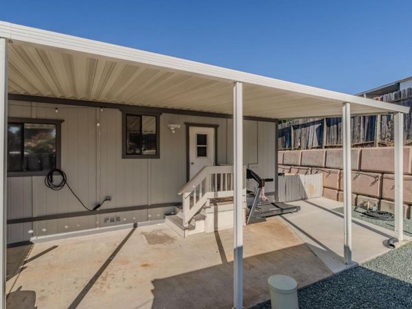 5625 Park Cir, Ione, CA 95640
