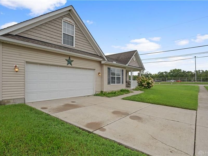 2801 Southlawn Avenue, Moraine, OH 45439 Photo 2