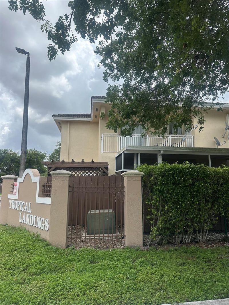 7380 NW 174th Ter , Unit 204, Hialeah, FL 33015 Photo