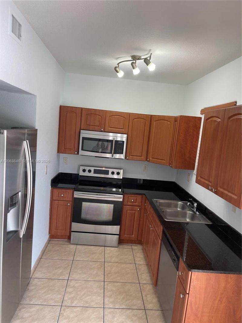 7380 NW 174th Ter , Unit 204, Hialeah, FL 33015 Photo