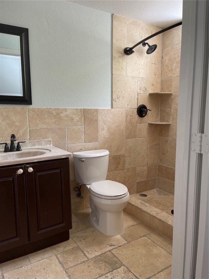 7380 NW 174th Ter , Unit 204, Hialeah, FL 33015 Photo