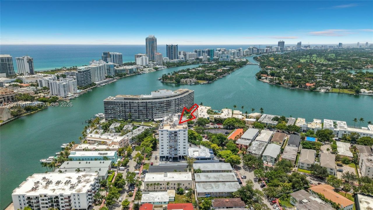 6900 Bay Dr , Unit 11G, Miami Beach, FL 33141 Photo