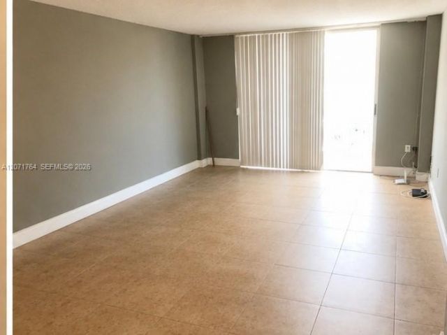 13155 Ixora Ct , Unit 204, North Miami, FL 33181 Photo
