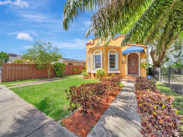3431 SW 25th St , Miami, FL 33133