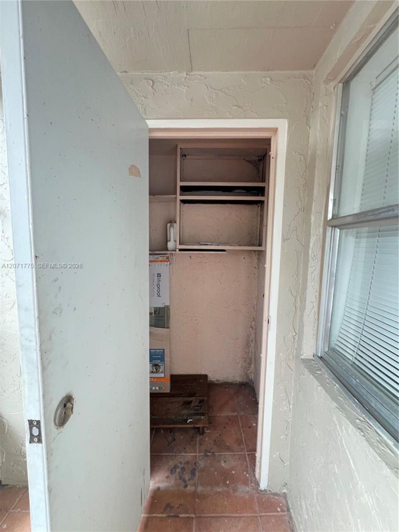 15665 SW 82nd Cir Ln, Unit 4-6, Miami, FL 33193 Photo