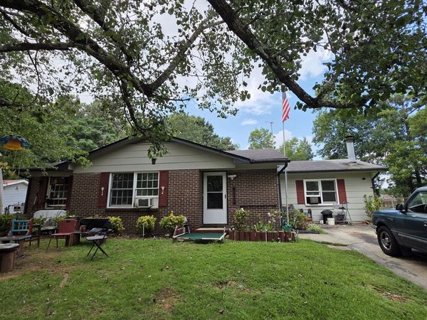 1566 Flicker Road, Jonesboro, GA 30238
