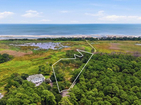 279 Midden Ln. , Pawleys Island, SC 29585