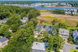 4939 Island Dr. S photo 4