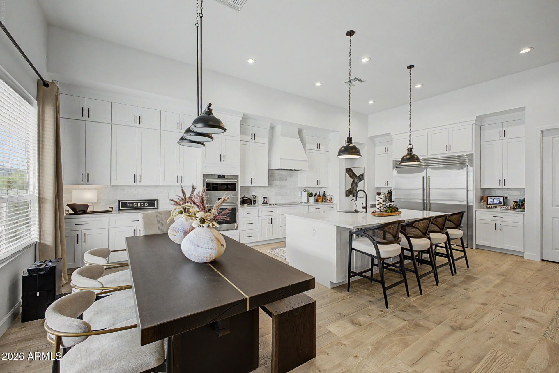 39012 N 6TH Drive, Phoenix, AZ 85086