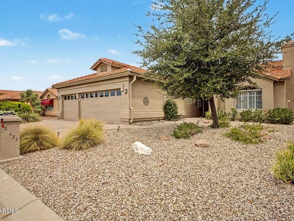 26427 S FLAME TREE Drive, Sun Lakes, AZ 85248