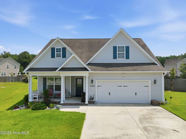 504 Casting Net Way, Swansboro, NC 28584
