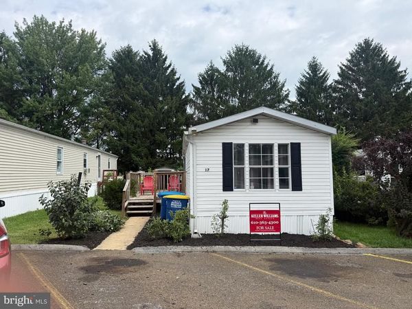 17 VINTAGE LANE, HONEY BROOK, PA 19344